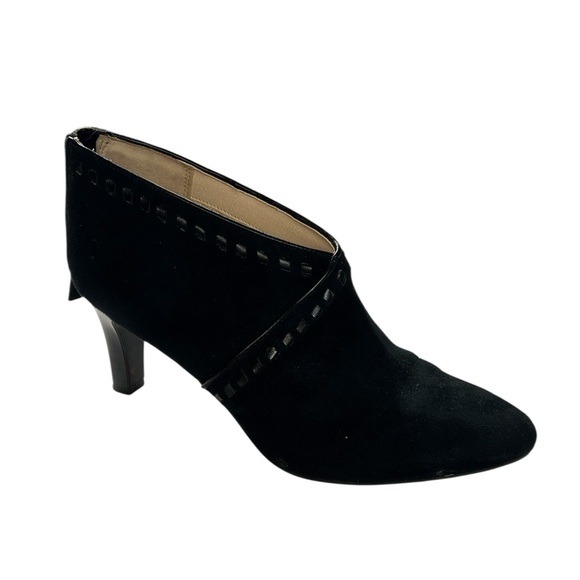 Life Stride Flex Suede Black Ankle Boots - Picture 1 of 4